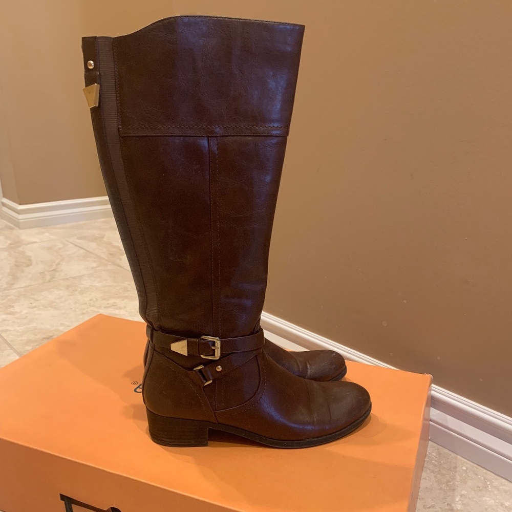 Brown Boots with Gold Detailing